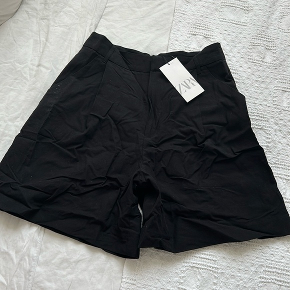 Baggy trouser shorts - Picture 2 of 3